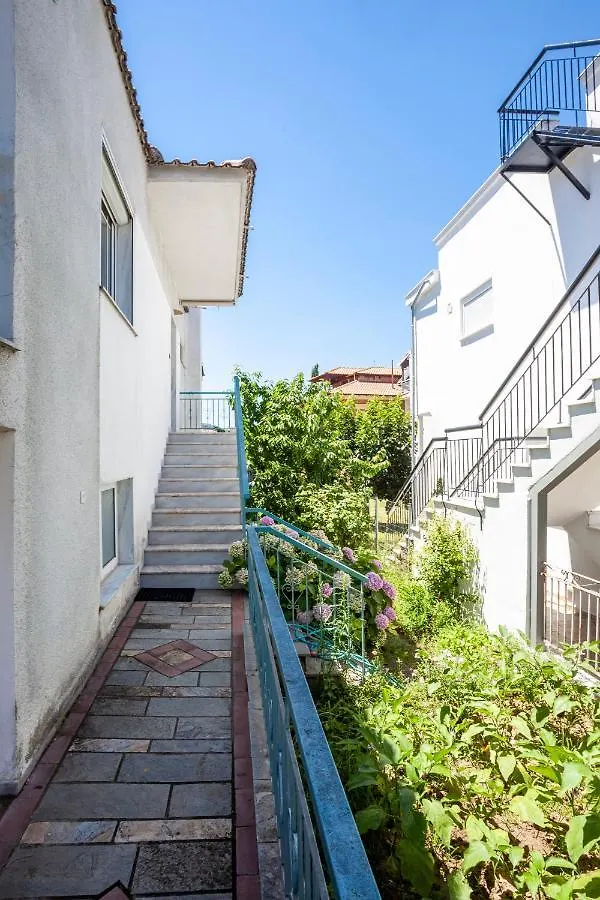 Semesterbostad Istoria Residences Stavros